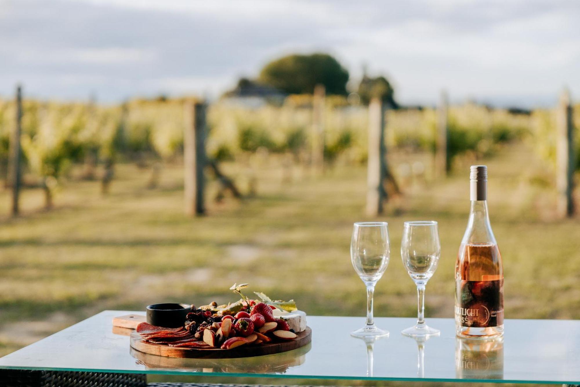 Villas & Vines Glamping Hastings Kültér fotó