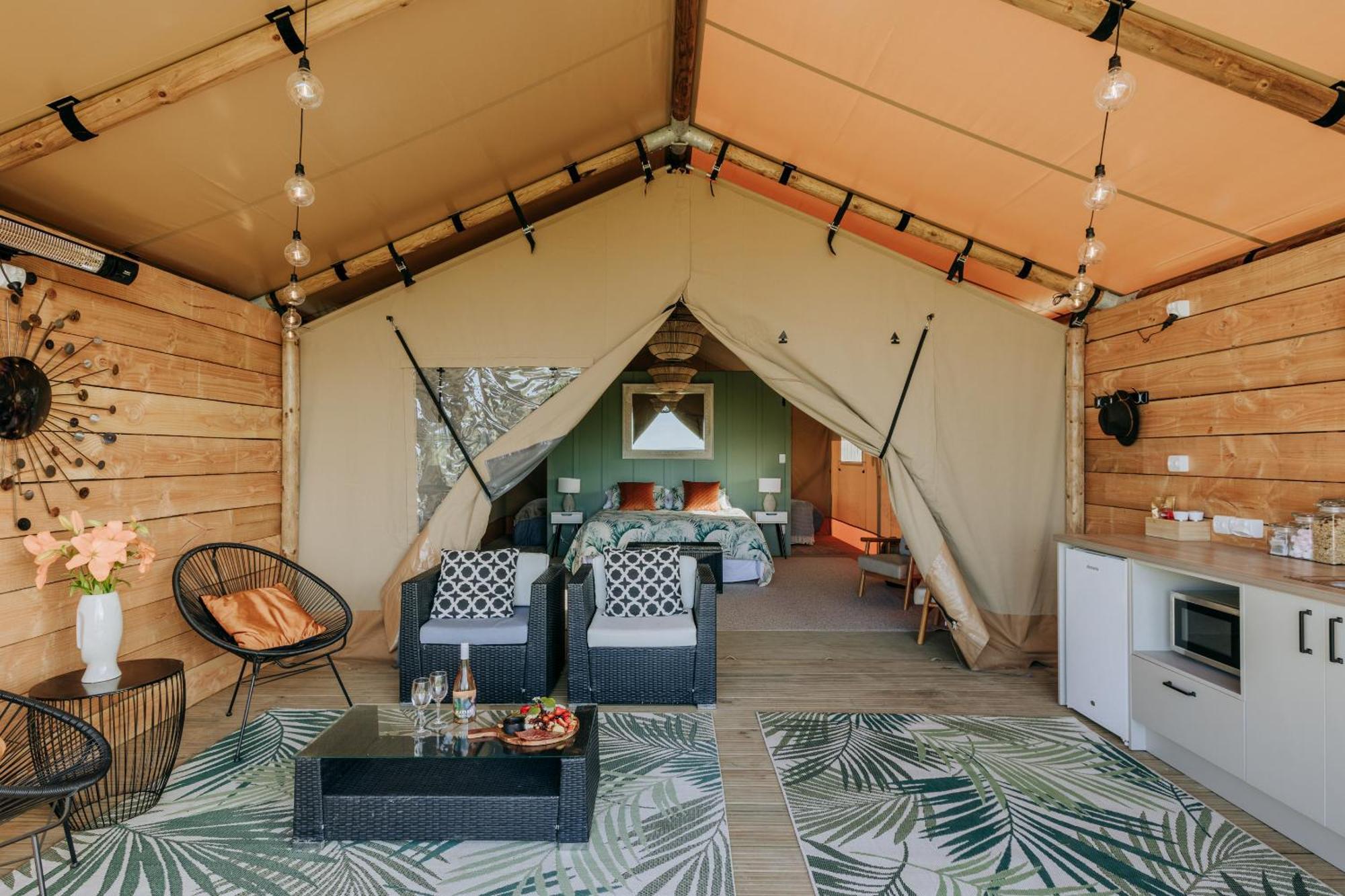 Villas & Vines Glamping Hastings Kültér fotó
